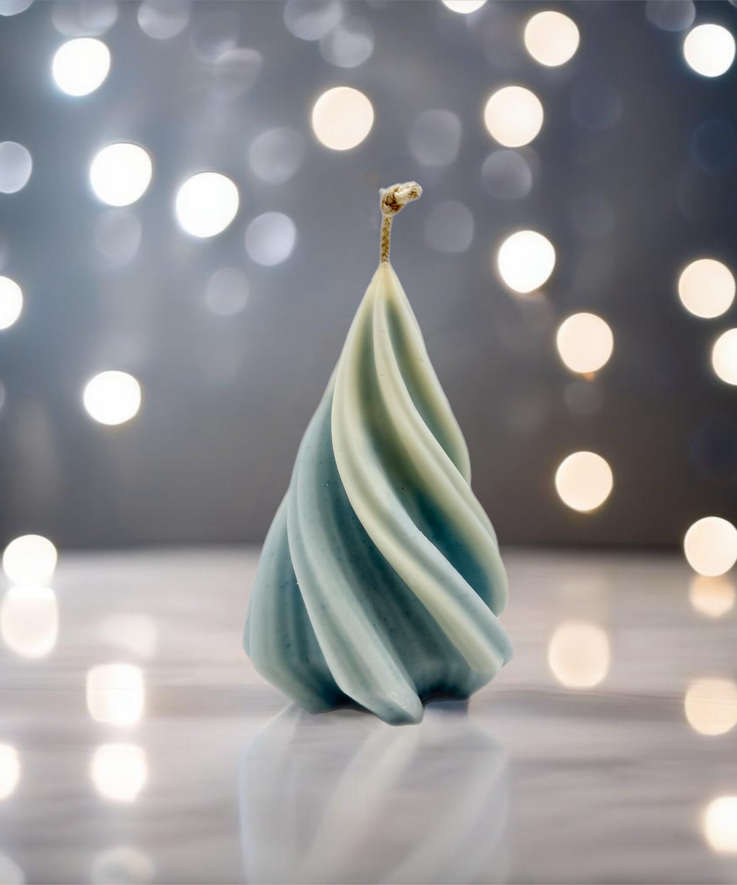 Twisted Evergreen Candle L