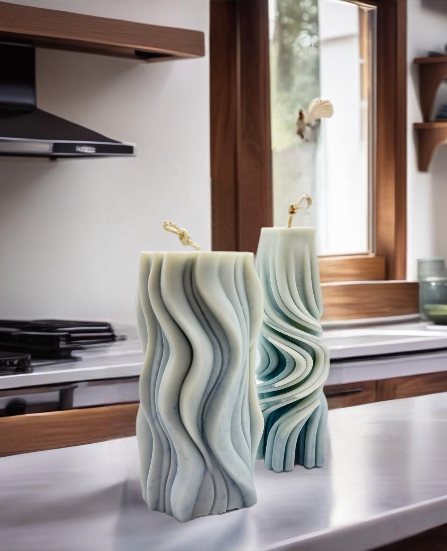 Wavy Column Candle