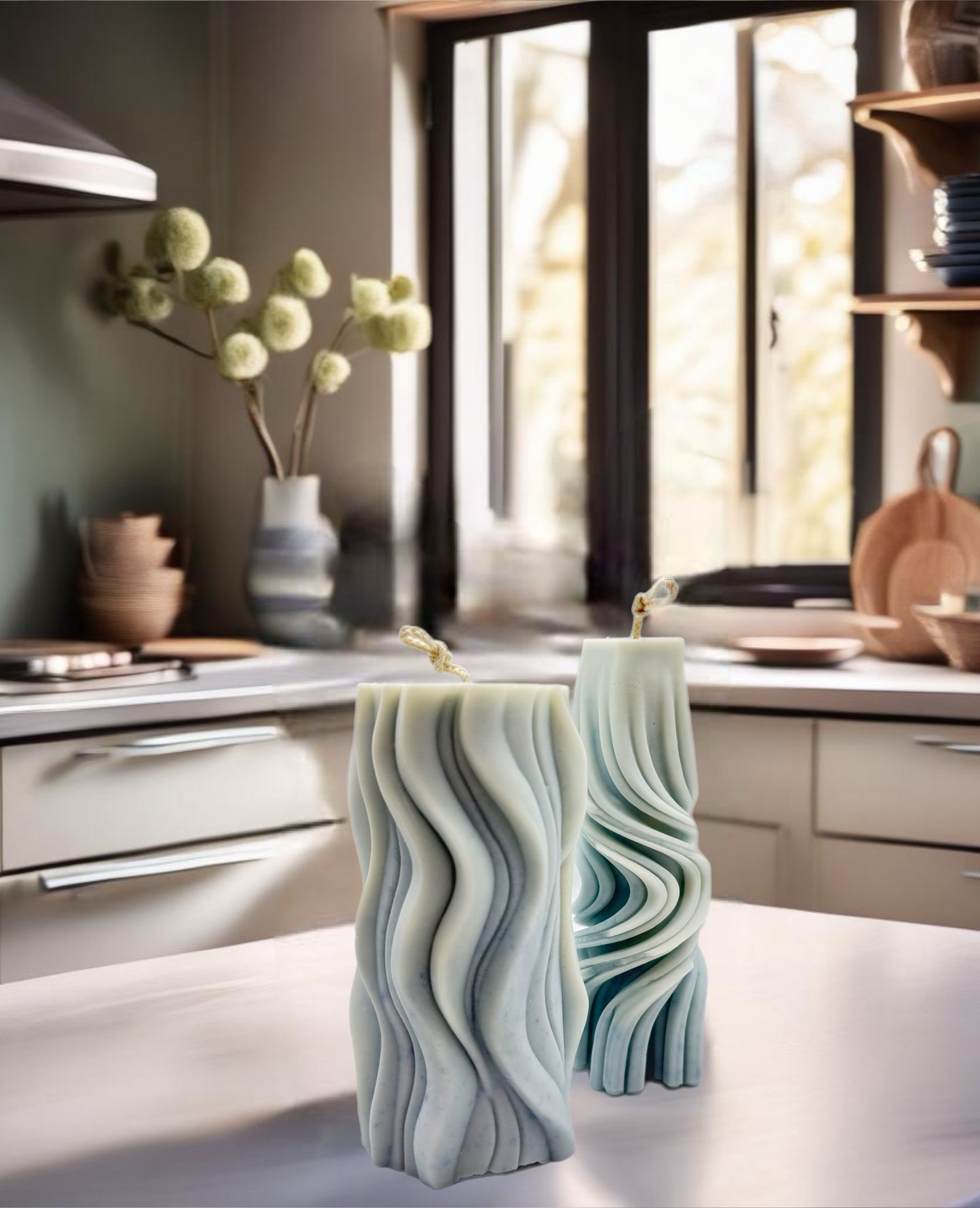 Wavy Column Candle